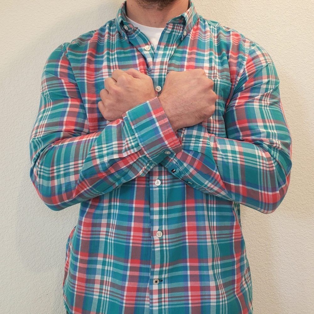 Tommy Hilfiiger plaid long sleeve